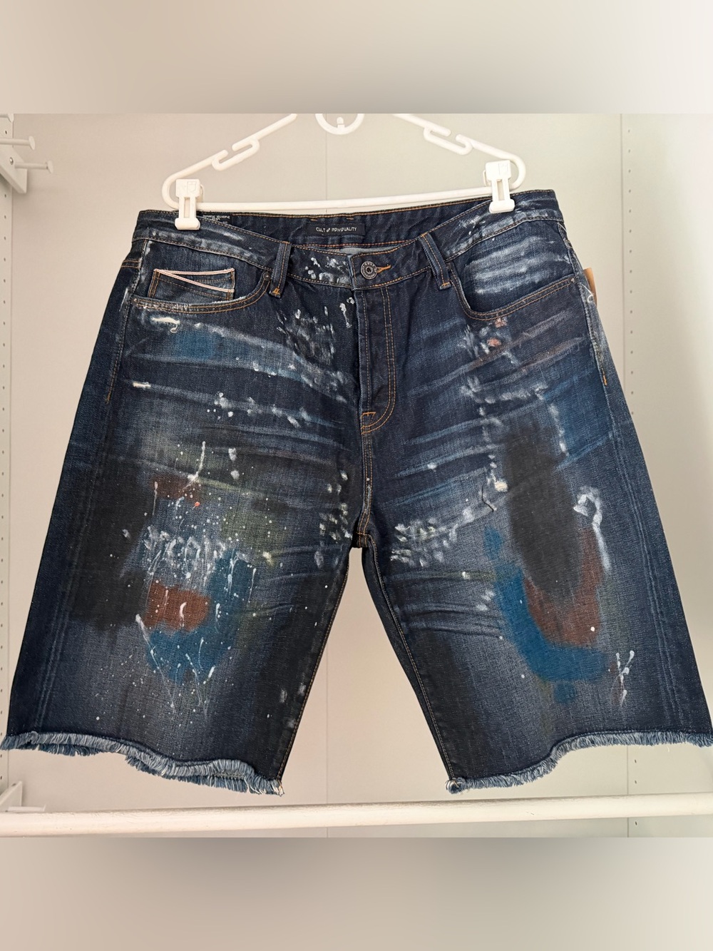 Cult of Individuality Dark Blue Distressed Paint-Splatter Denim Shorts NWT Sz40